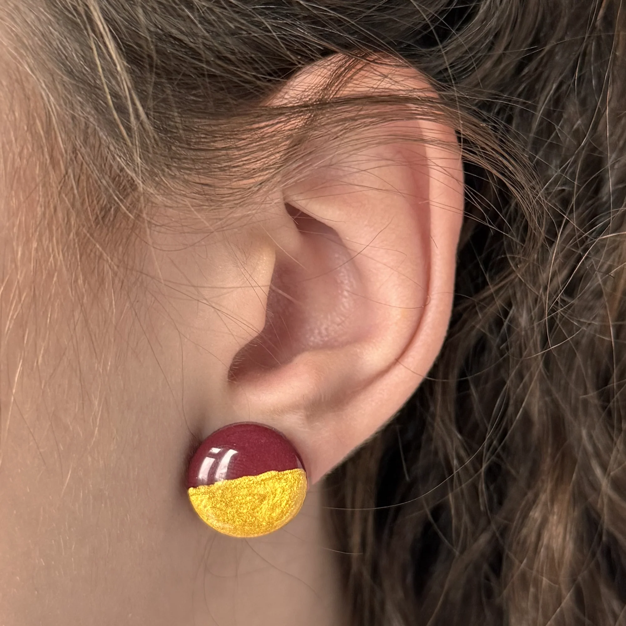 Ophelia Round Earrings | Burgundy