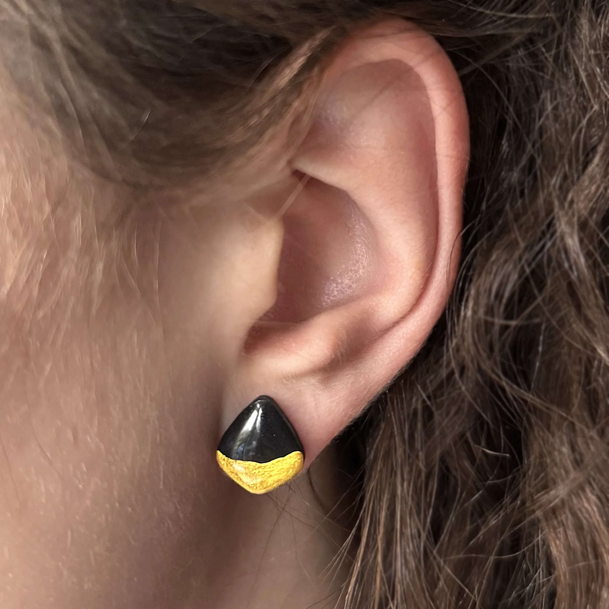 Ophelia Shield Earrings | Black