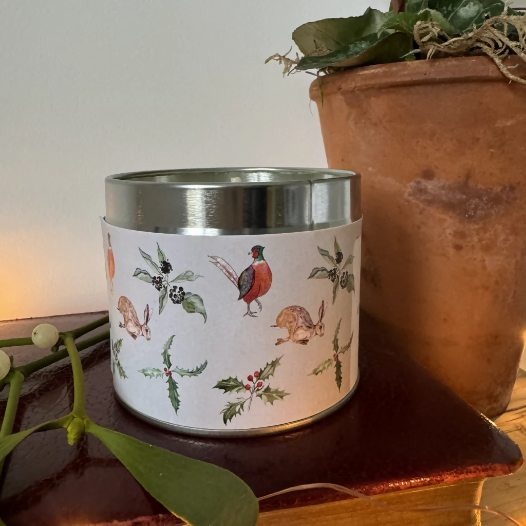 Orange and Cinnamon Christmas Candle in a Tin - Image 2