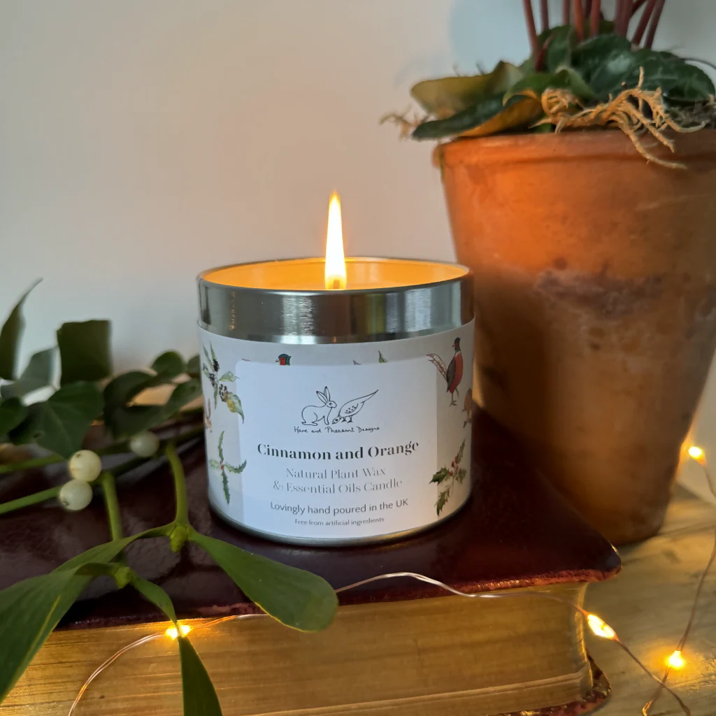 Orange and Cinnamon Christmas Candle in a Tin - Image 3