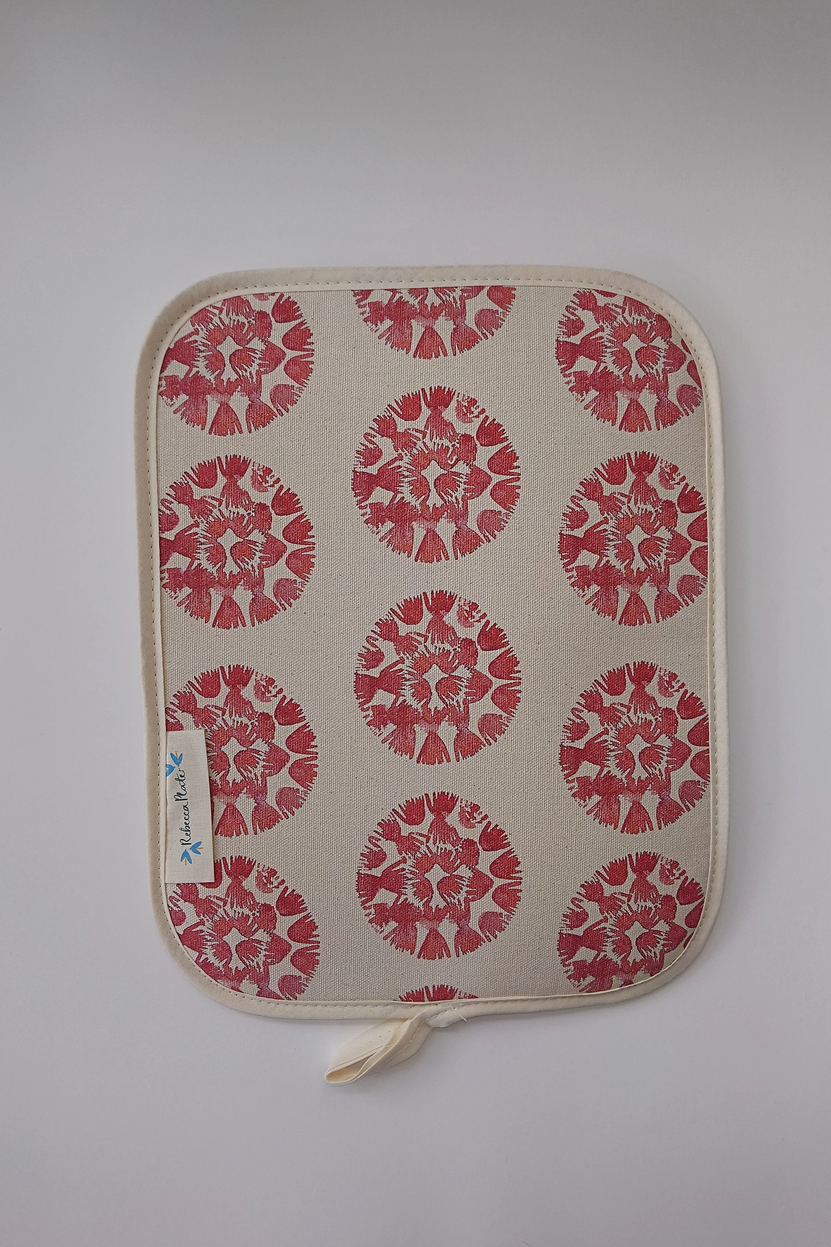 Organic Rayburn Hob Cover and Table Protector - Machair Clock Red - Image 2