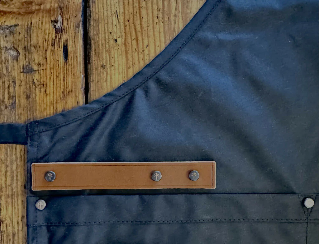 Original Full Bib Apron - Image 8