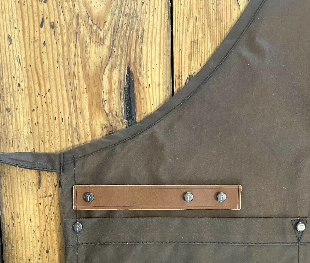 Original Full Bib Apron - Image 9