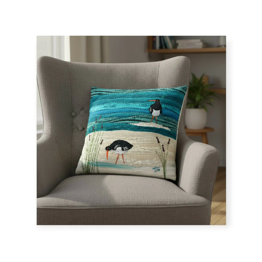 Oyster Catchers Luxury Cushion - Image 2