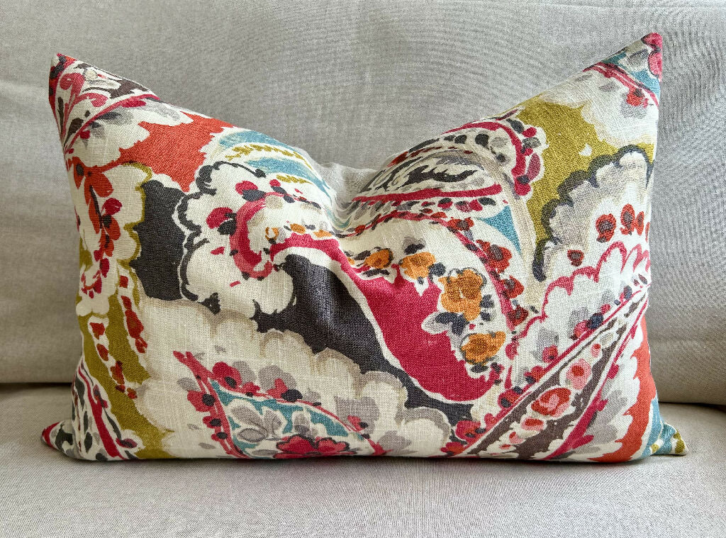 Paisley Linen Rectangular Cushion - Image 3
