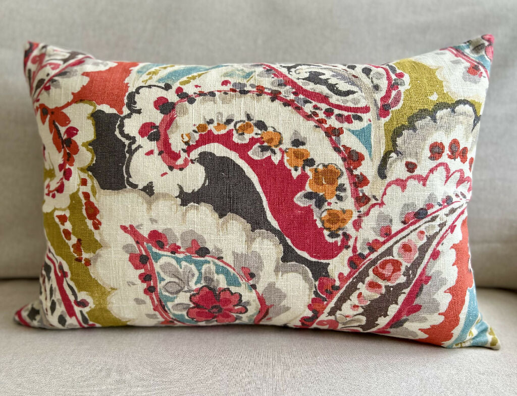 Paisley Linen Rectangular Cushion - Image 5
