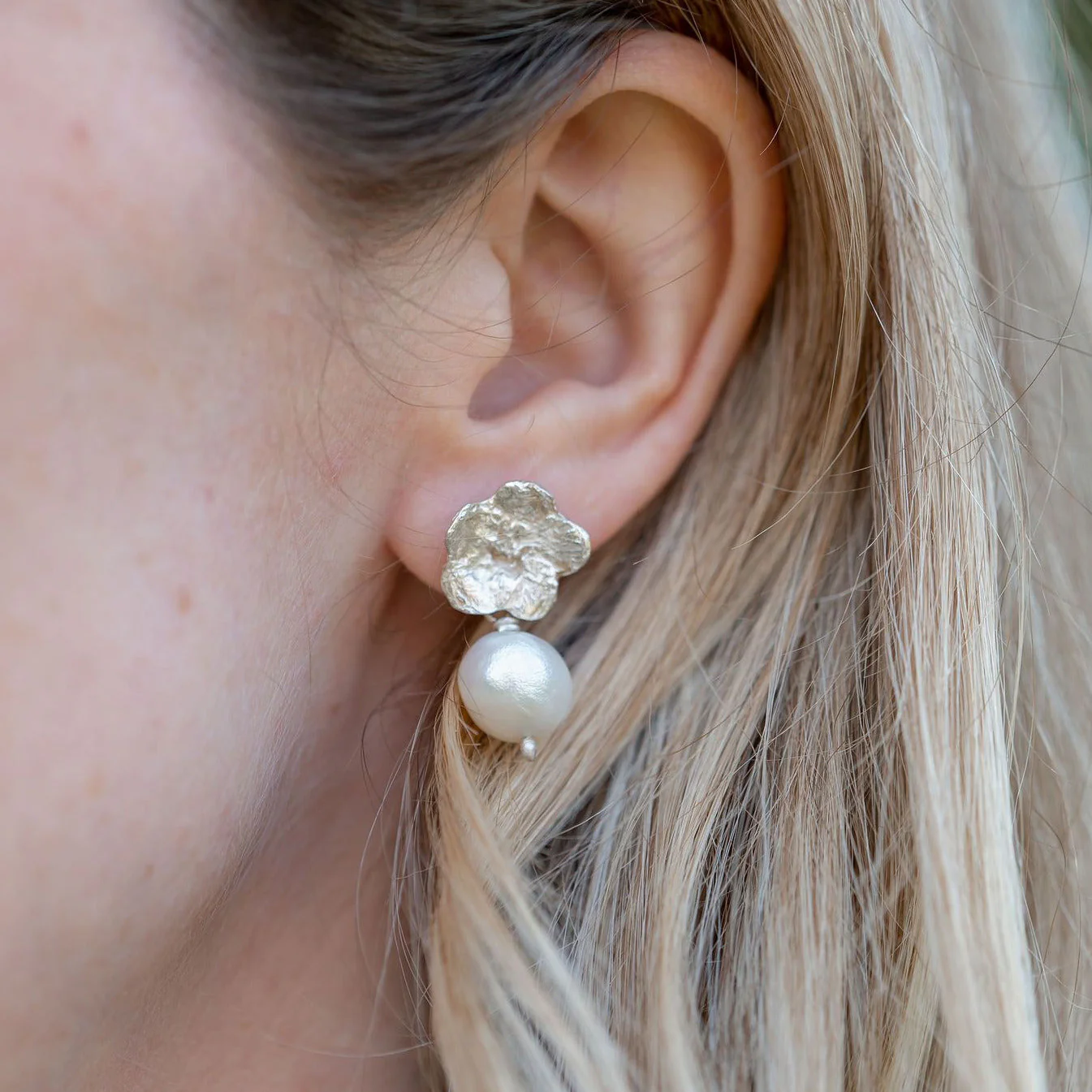 Pearl and Hedgerow flower earrings - Image 4