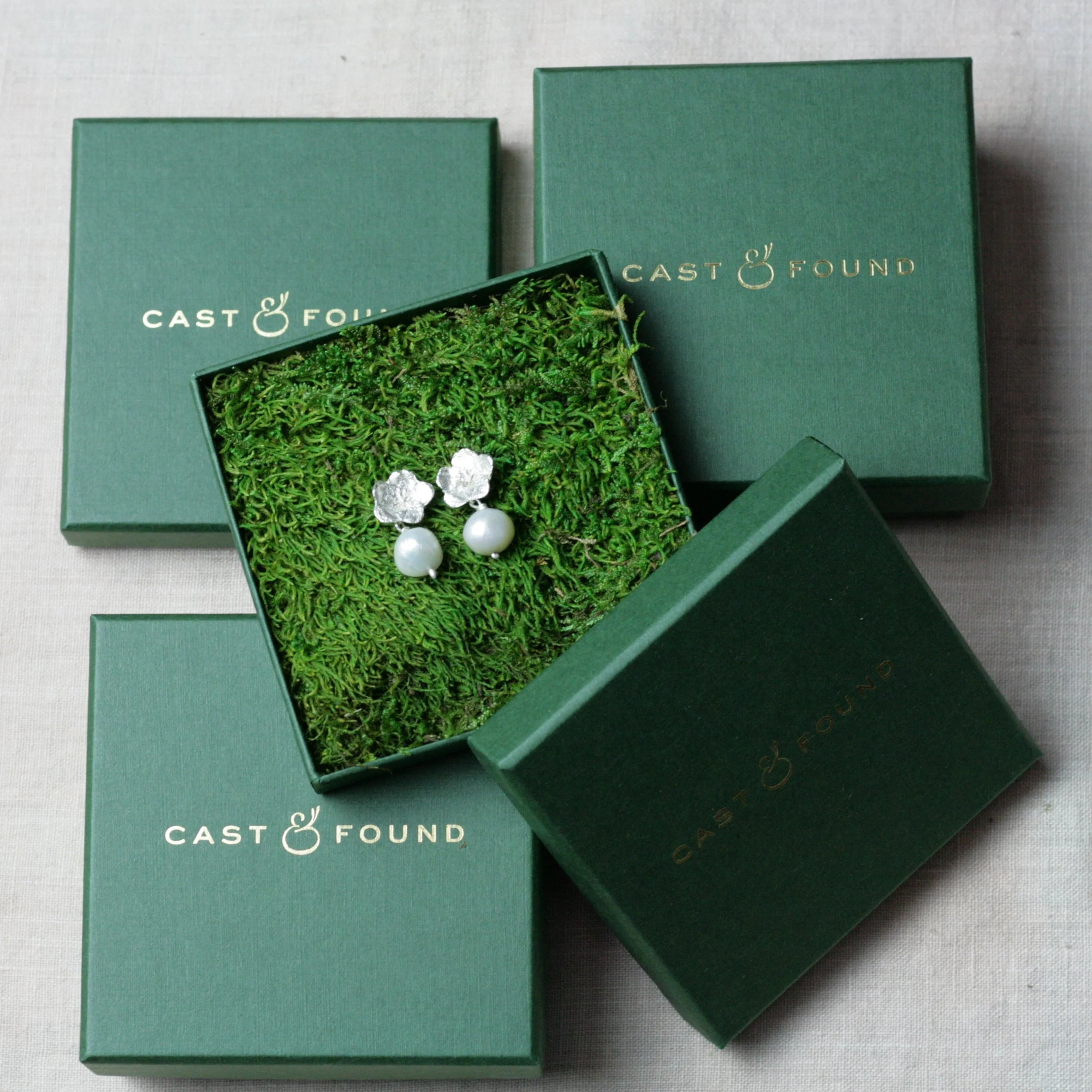Pearl and Hedgerow flower earrings - Image 5