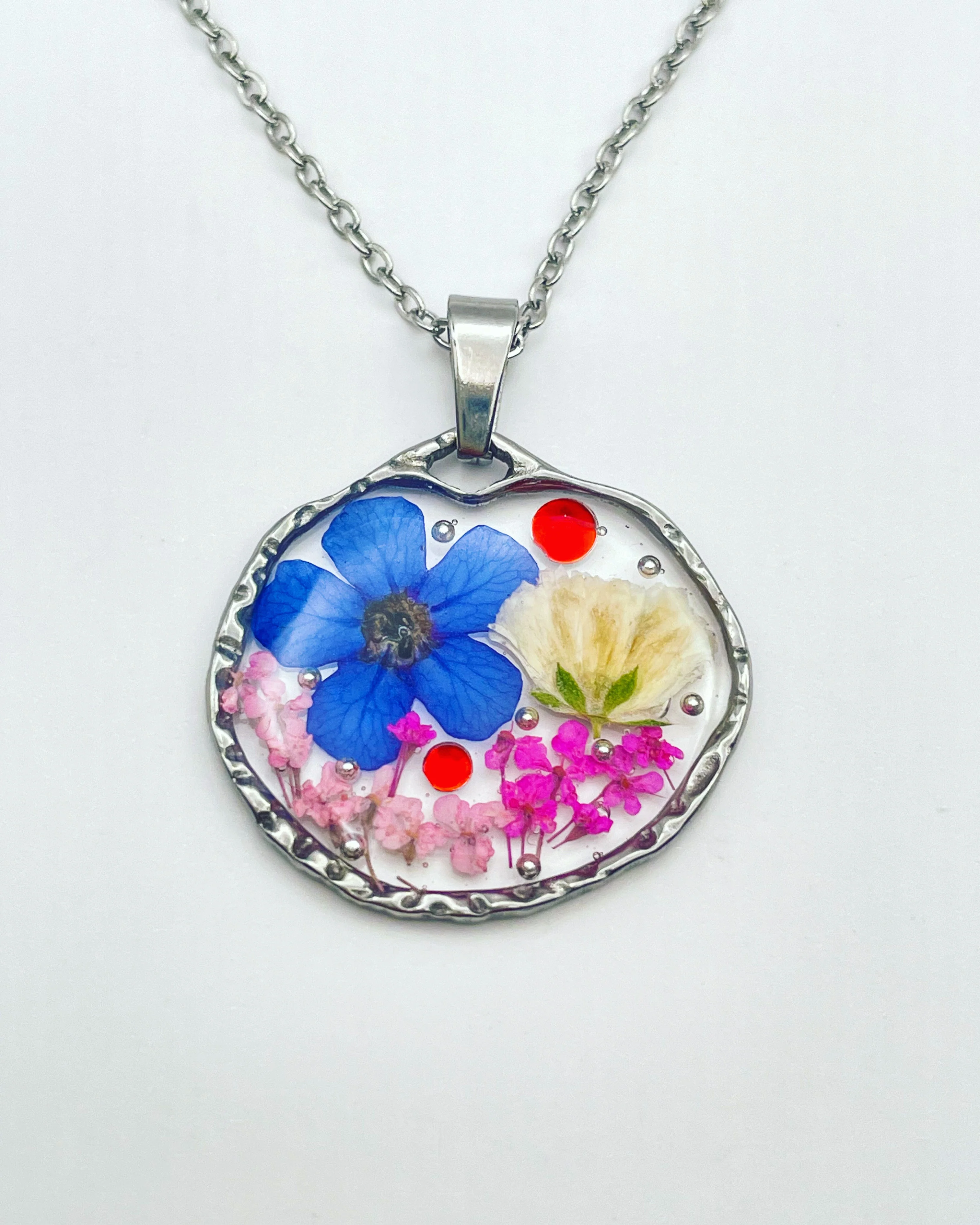Pendant necklace with real pressed flowers - Image 2