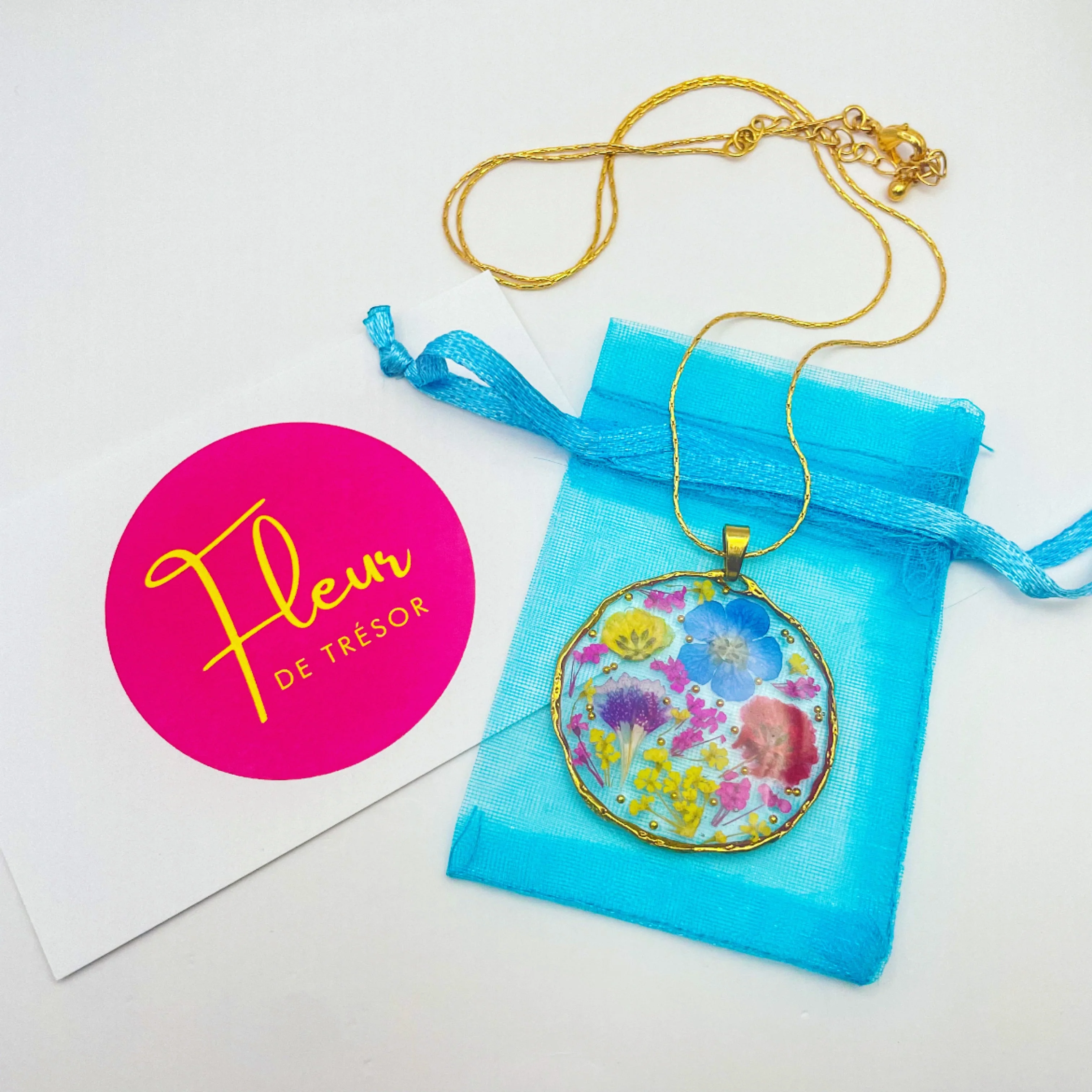Pendant necklace with real pressed flowers - Image 7