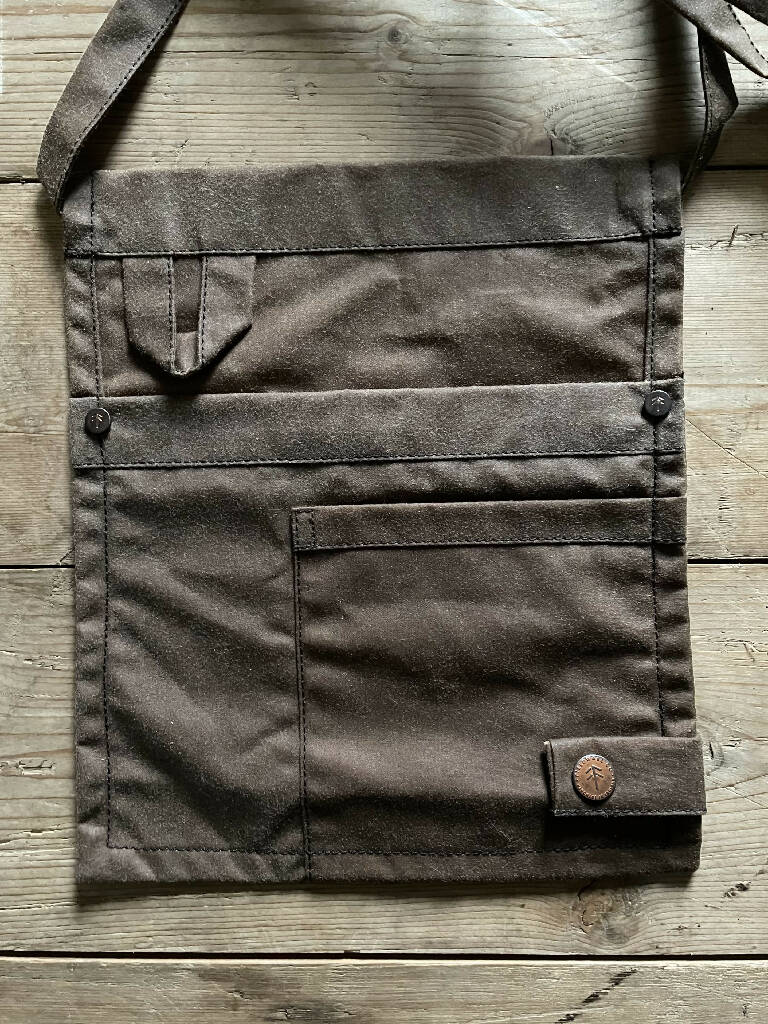 Pocket Apron - Image 3