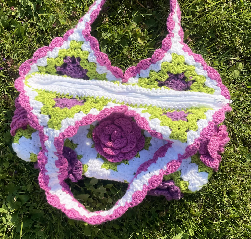 Purple Rose Garden 3D Flower Shoulder Bag - Image 2