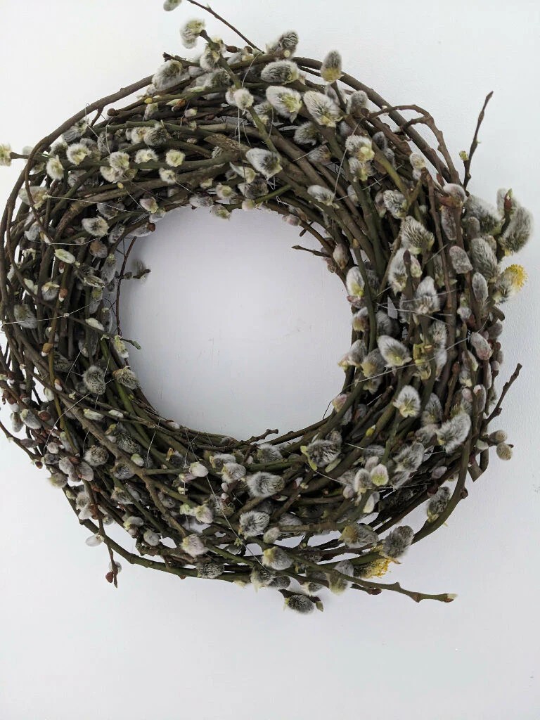 Pussy Willow Handmade Wreath - Image 3