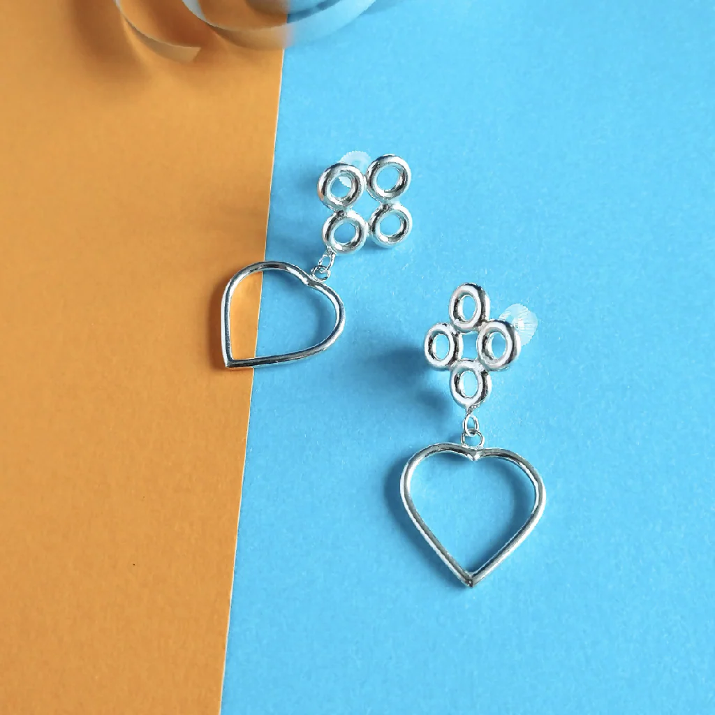 Quatrefoil Heart Dangle Earrings - Image 3