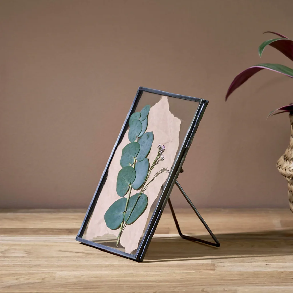 Recycled Metal & Glass Photo Frame - Antique Silver - Image 3