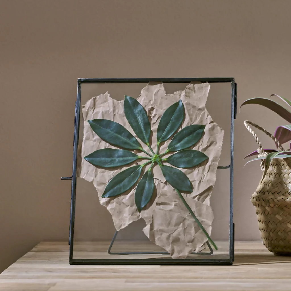 Recycled Metal & Glass Photo Frame - Antique Silver - Image 5