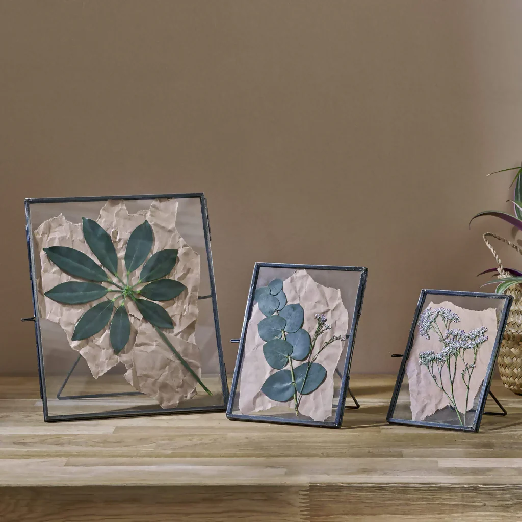 Recycled Metal & Glass Photo Frame - Antique Silver - Image 6