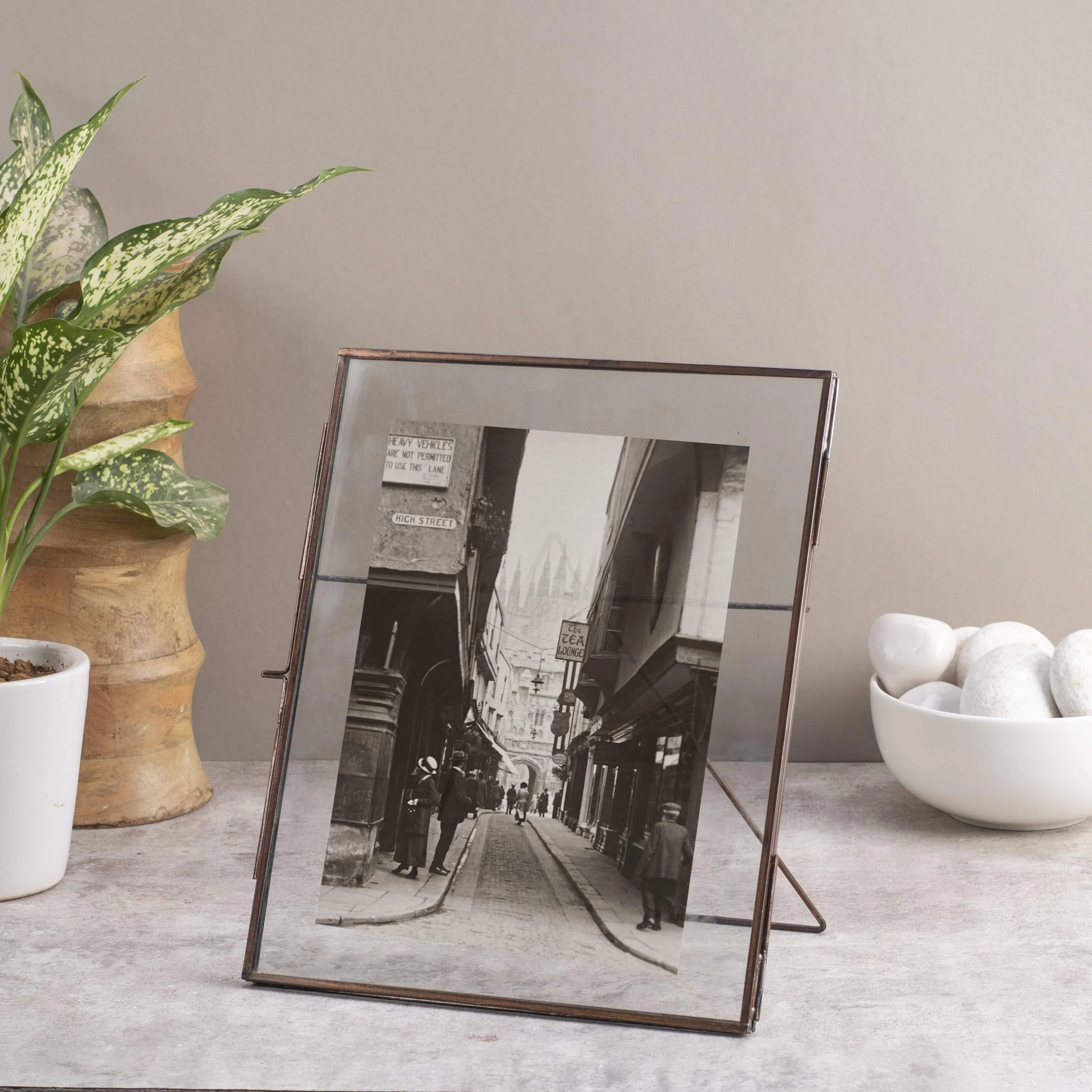 Recycled Metal & Glass Photo Frame - Copper Finish - Image 3