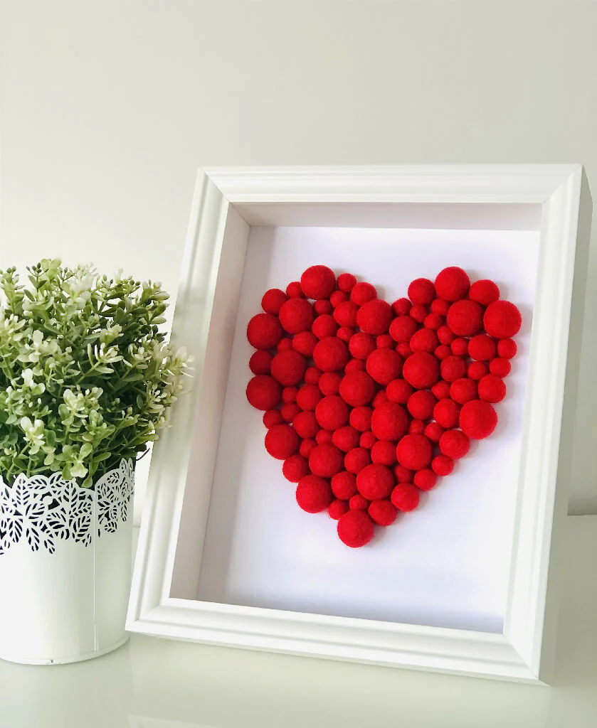 Red Heart - small frame - Image 2