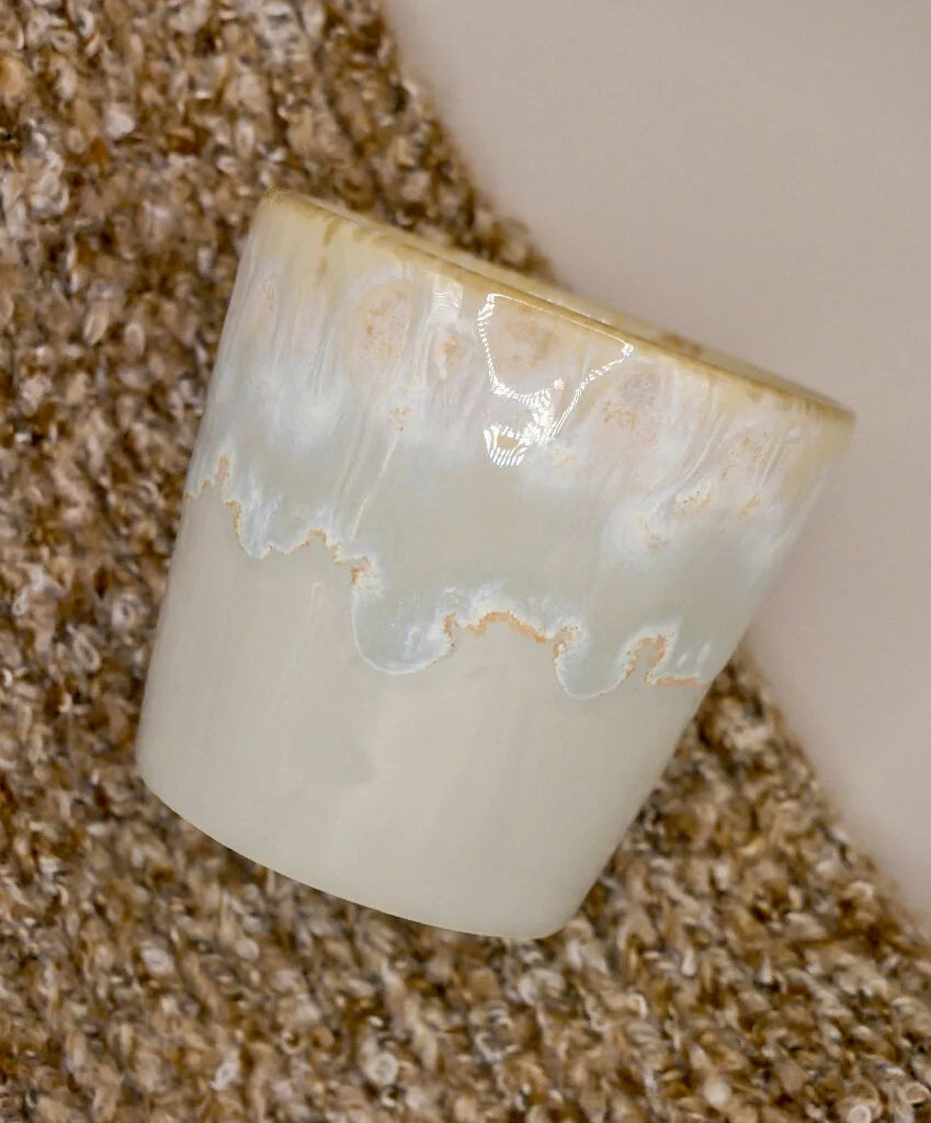Refillable Coffee Cup Candle in SNØ - Image 5