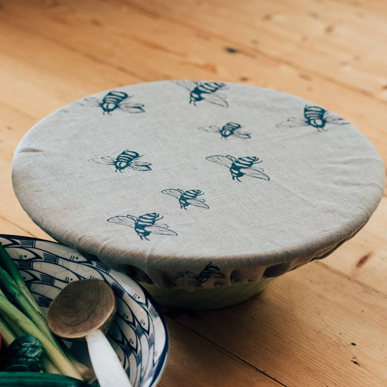 Reusable Bee Bowl Cover - Large Size - Image 5