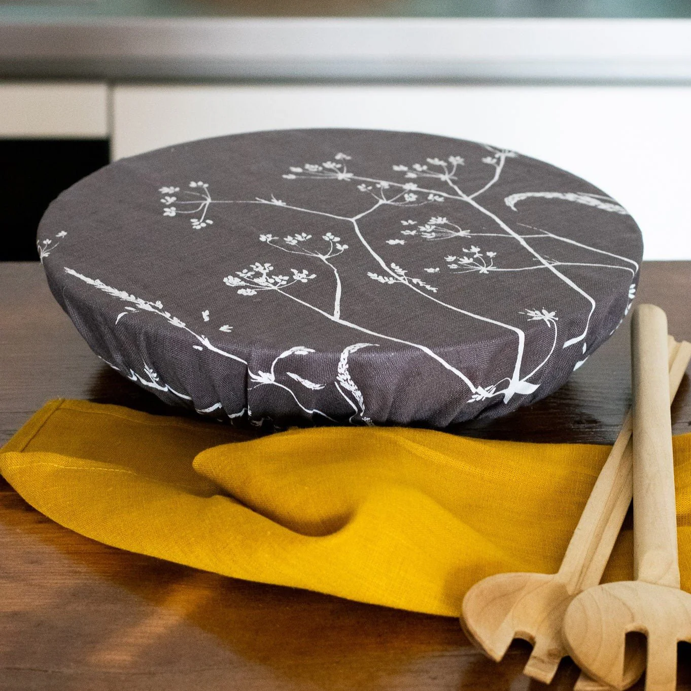 Reusable Large Bowl Cover Hedgerow Design - Image 3