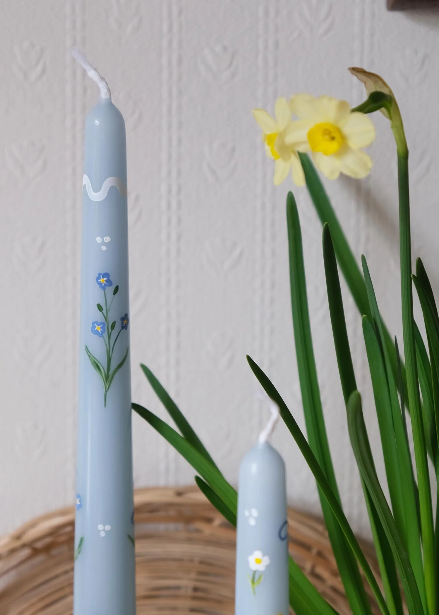 Ric-rac forget me not blue candle - Image 2