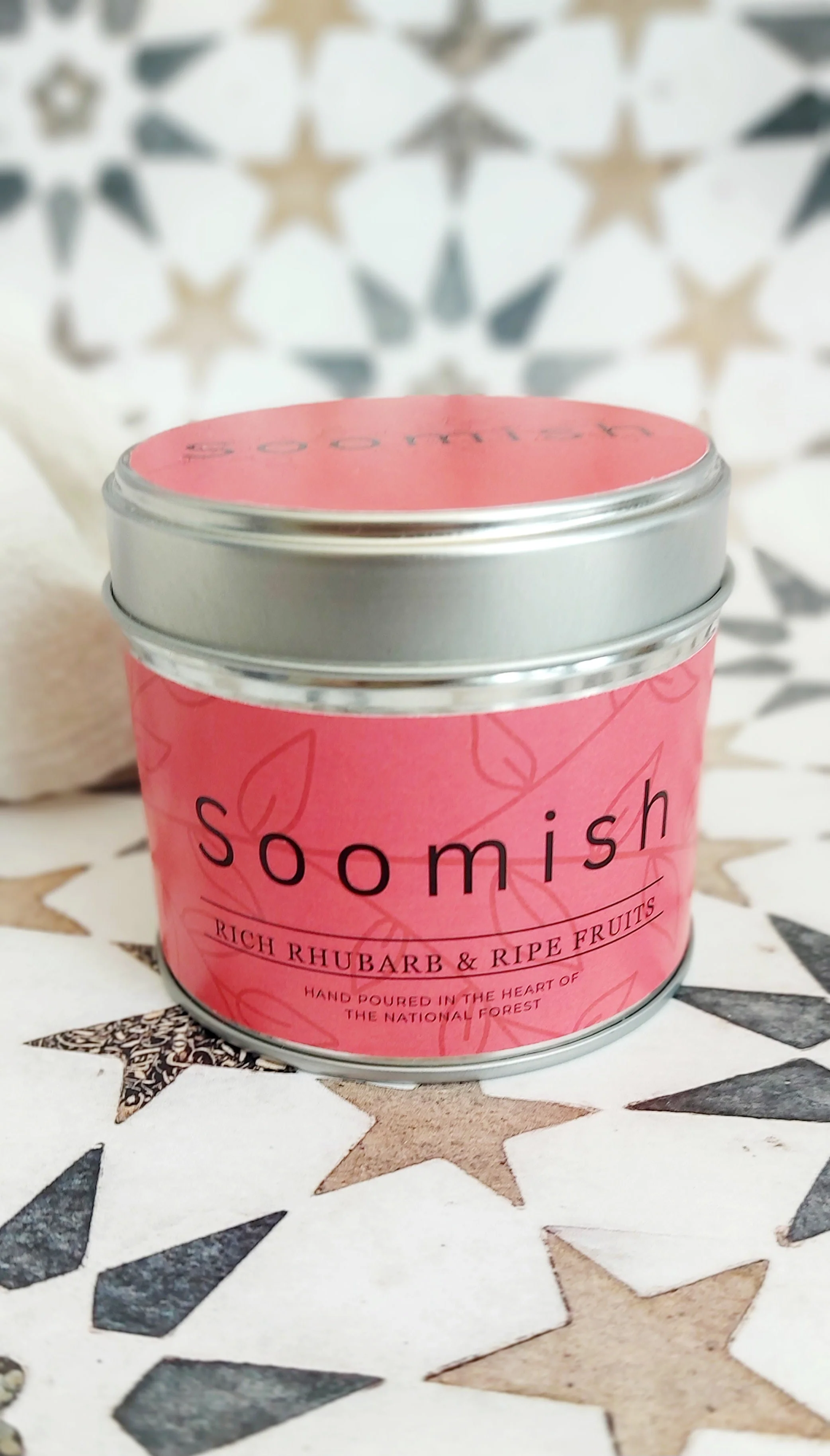 Rich Rhubard & Ripe Fruits Tin Candle - Image 3