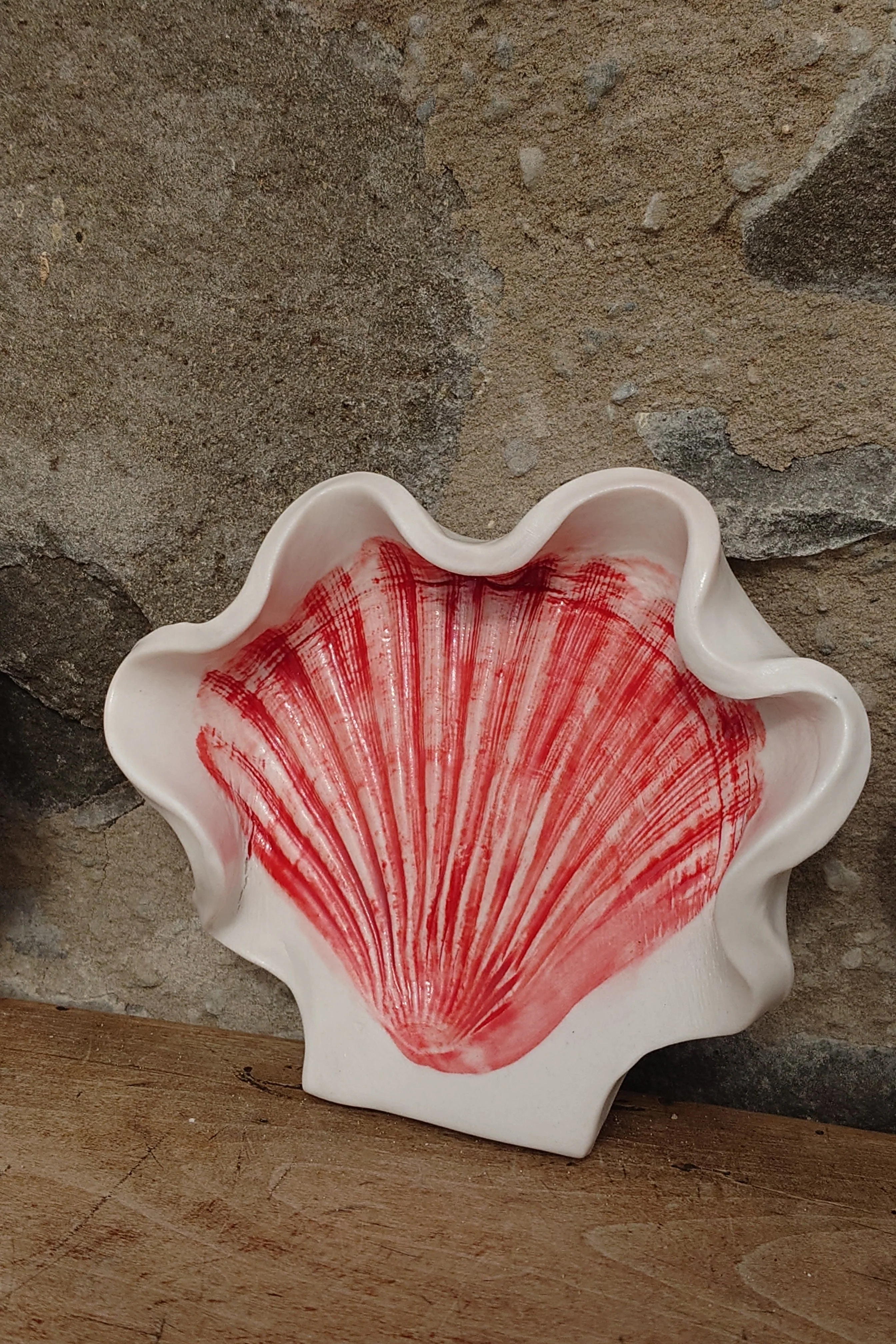 Scallop spoon rest, trinket dish or soap dish - Foreshore Collection - Image 6