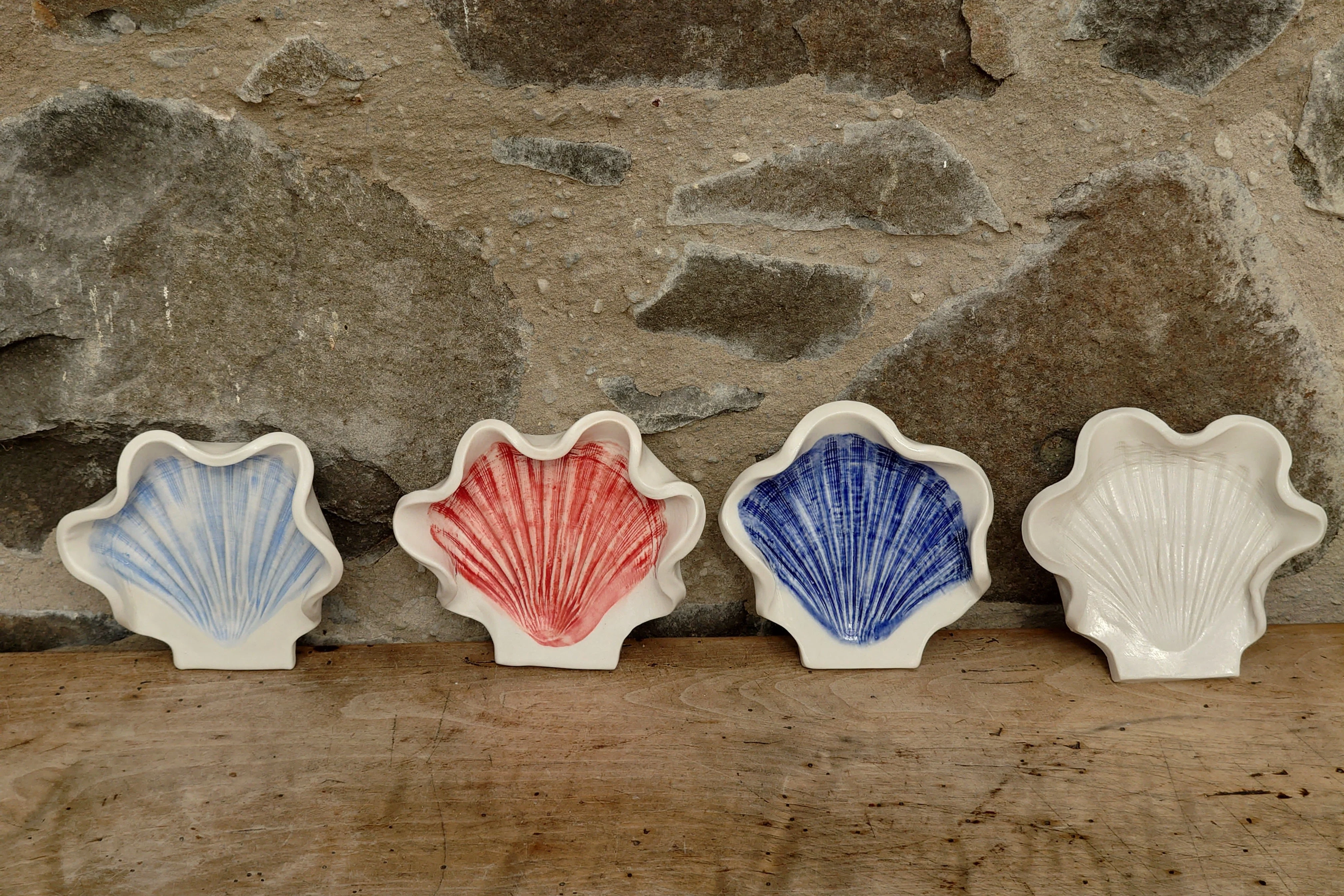Scallop spoon rest, trinket dish or soap dish - Foreshore Collection - Image 8