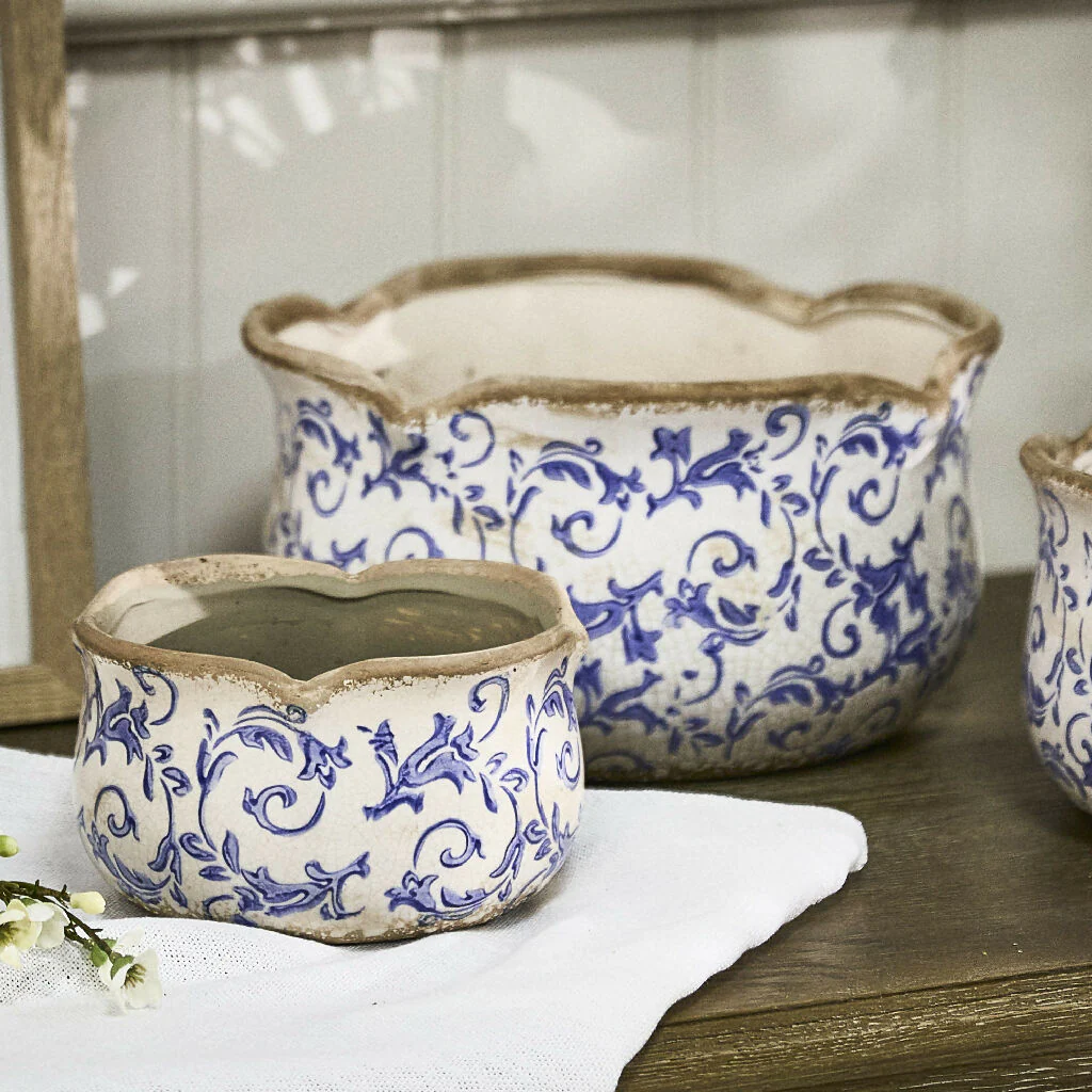 Set of 3 Vintage Solene Blue Botanical Indoor Outdoor Garden Planters - Image 3
