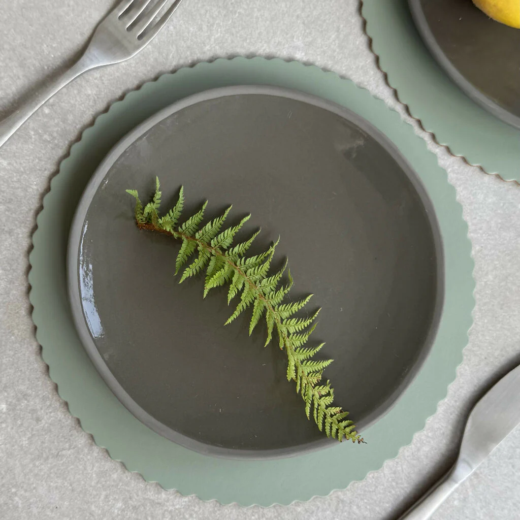 Set of 6 Cork Backed Recycled Leather Scallop Placemats - Image 2