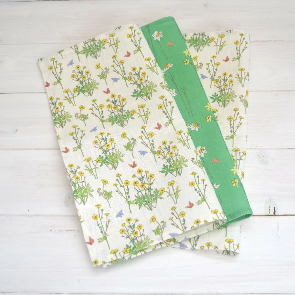 Set of Two Daffodil Linen Napkins - Image 10