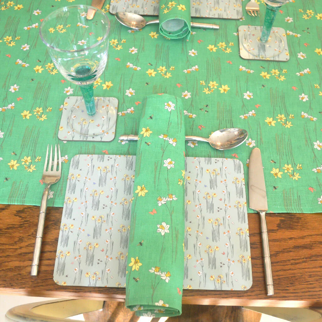 Set of Two Daffodil Linen Napkins - Image 7