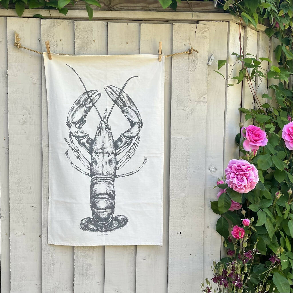 Set of Two Natural Cotton Tea Towels ~ Crab and Lobster - Image 2