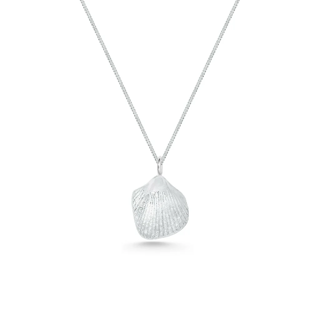 Silver Cockle Shell Pendant Necklace - Image 5