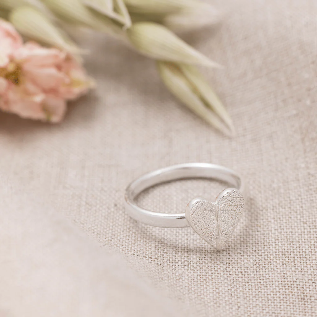 Silver Leaf Print Heart Ring - Image 7