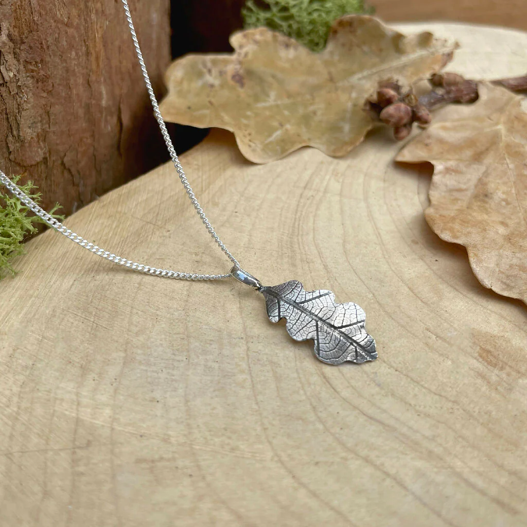 Silver Oak Leaf Necklace