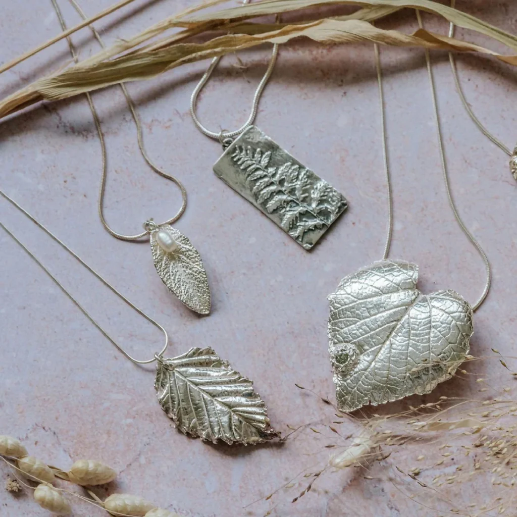 Silver Sage Leaf & Pearl Pendant Necklace - Image 3