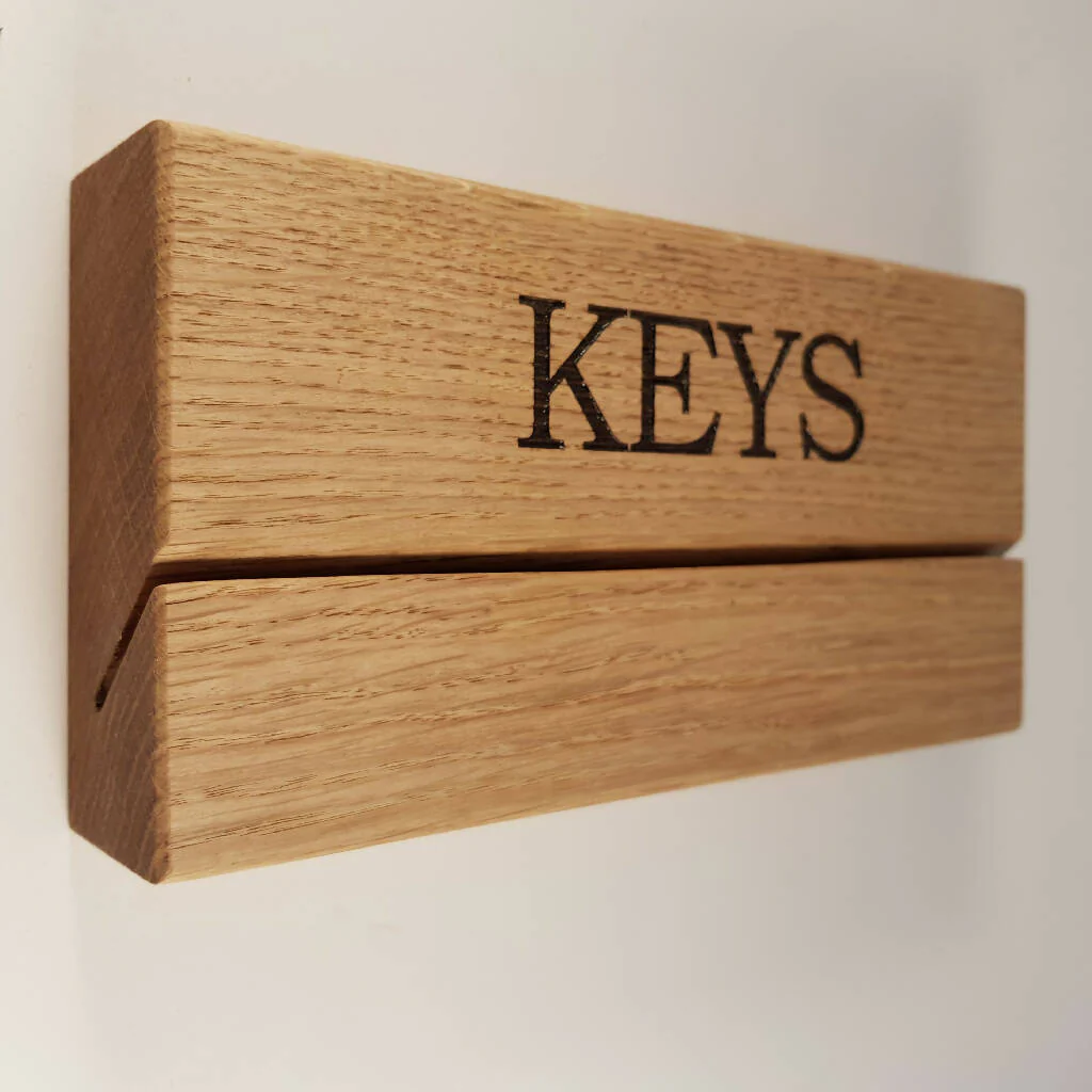 Slotted Oak Keyholder - Image 4
