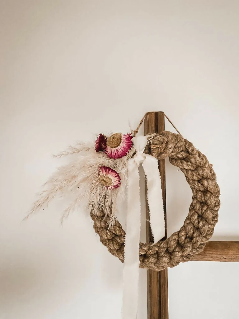 Small 15cm Rope Spring Wreath - Image 5
