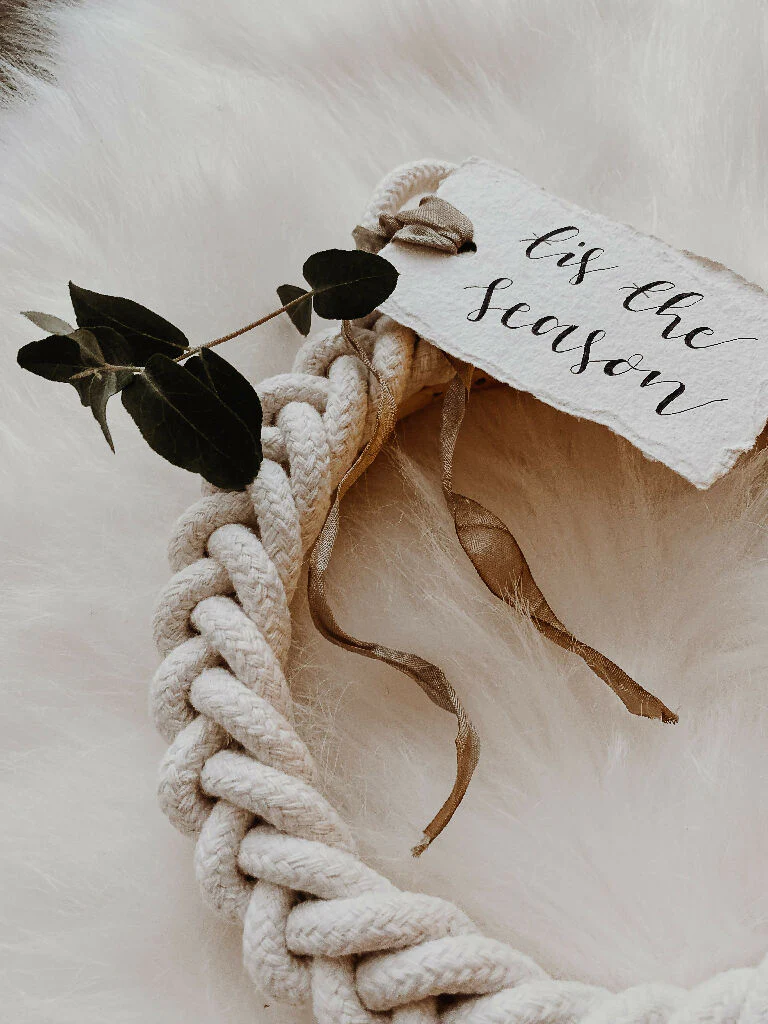 Small 15cm White Cotton Spring Rope Wreath - Image 10