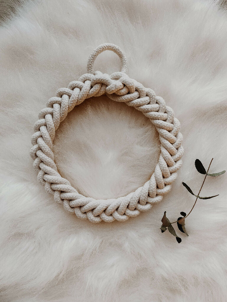 Small 15cm White Cotton Spring Rope Wreath - Image 8