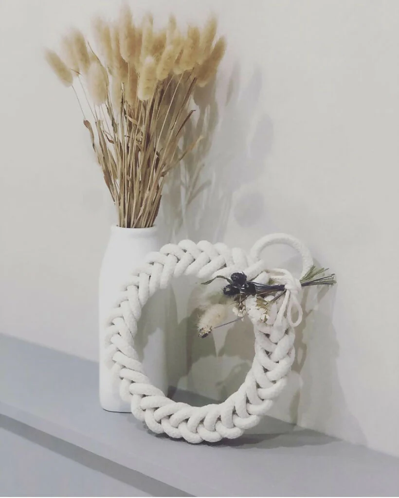 Small 15cm White Cotton Spring Rope Wreath - Image 9
