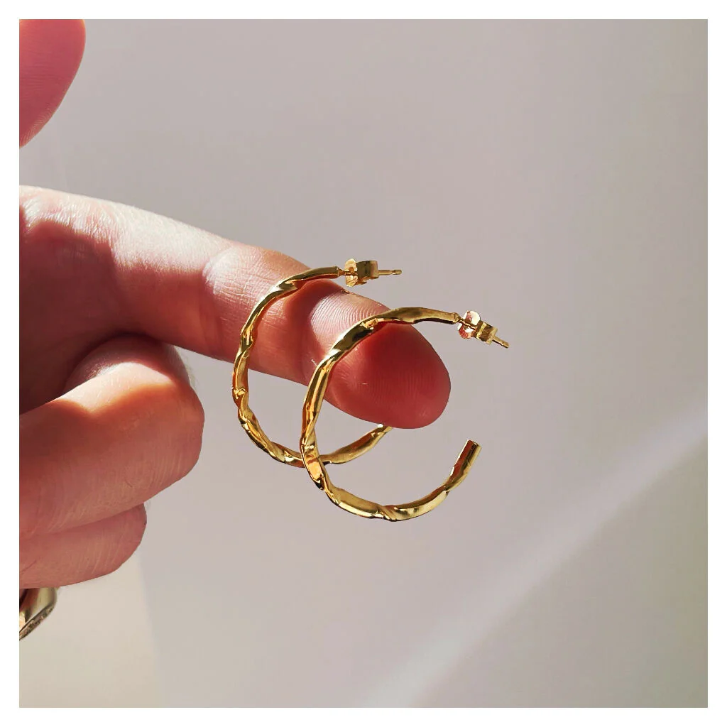 Small crumpled hoops - Image 4