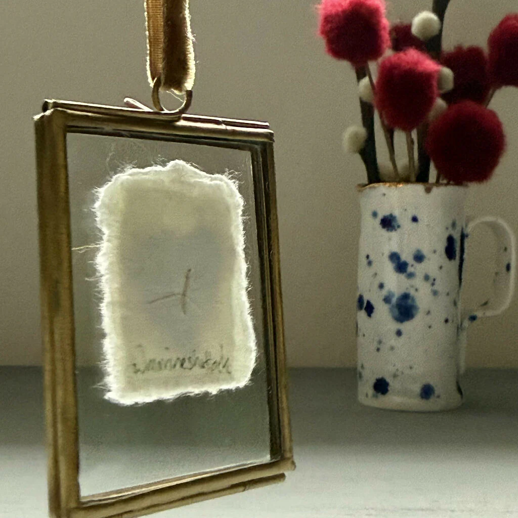 Small Framed Heart - Image 4