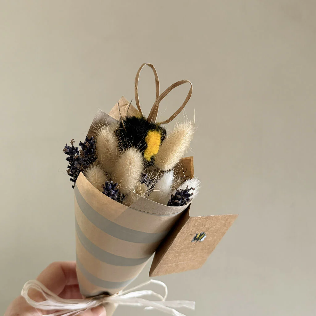 Small Gift Wrapped Bunch of a few Dried Flowers and a Rustic Fluffy Bumblebee in a Bud Vase. - Image 4