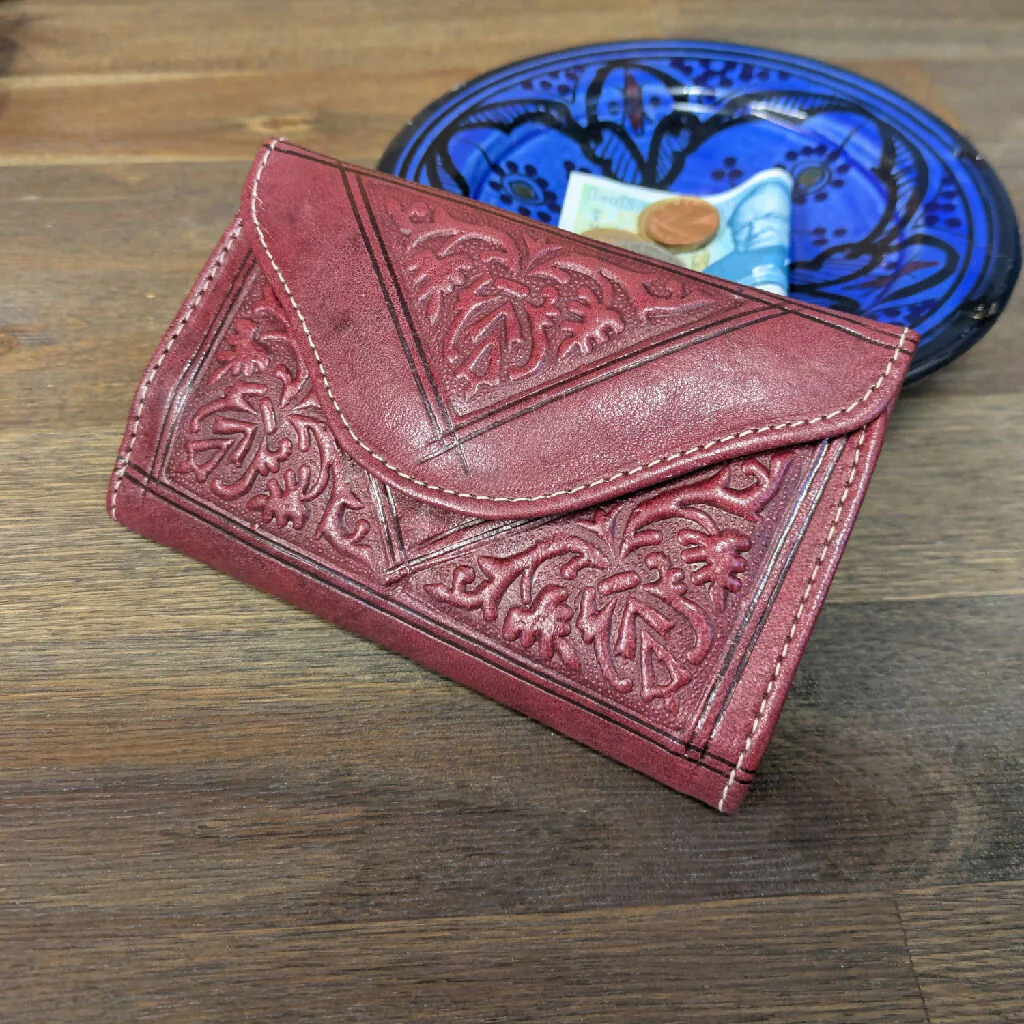 Small Leather Tri-Fold Purse Dark Red