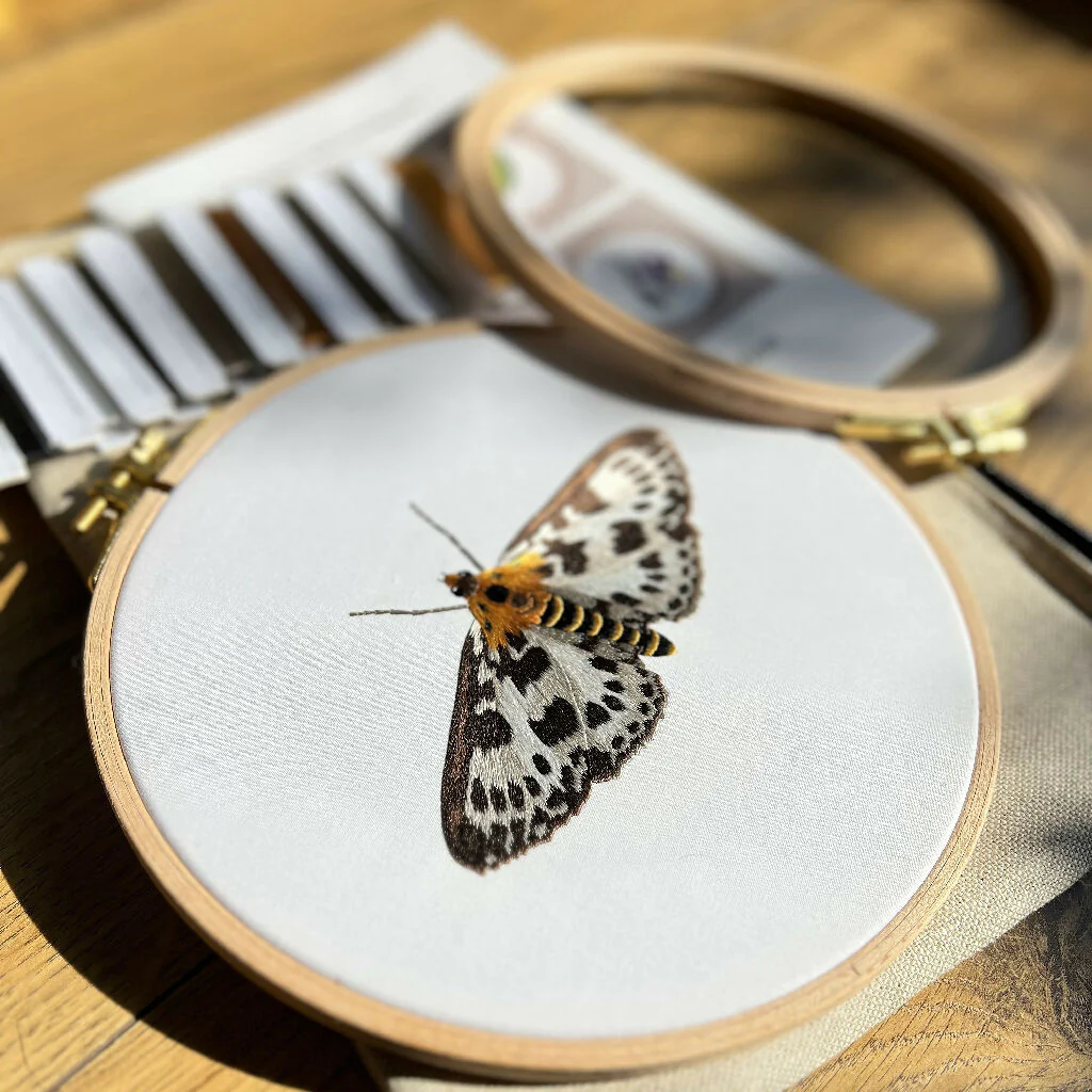 Small Magpie Moth Silk Shading Embroidery Kit - Image 2