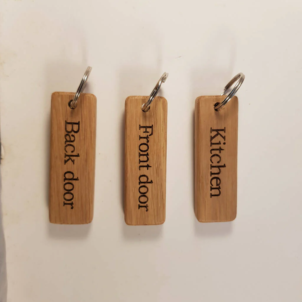 Small Oak Personalised Keyring - Image 2